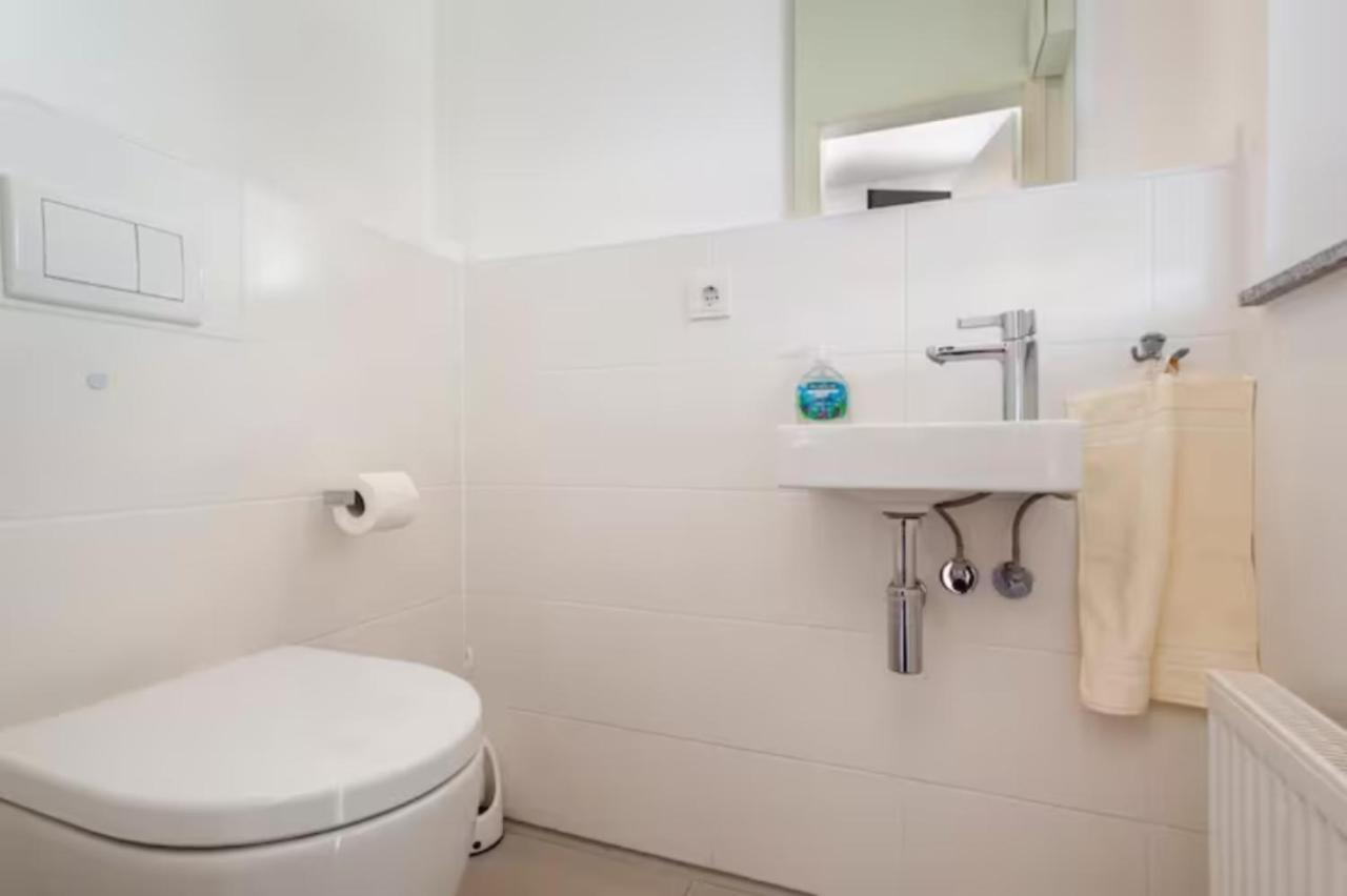 הנובר Beautiful Room With Balcony Direction To Messe מראה חיצוני תמונה